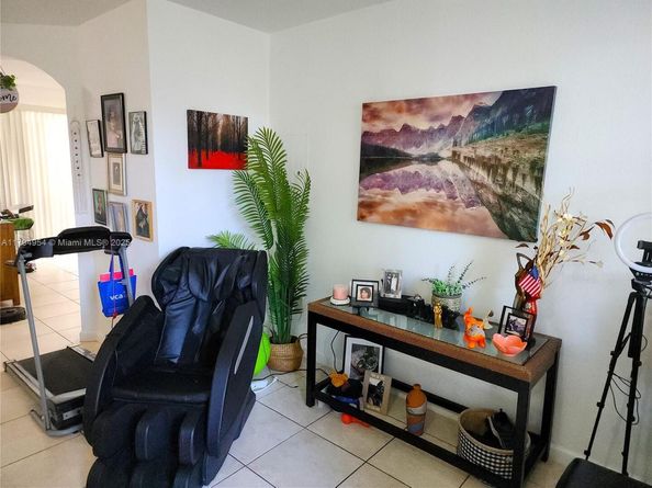 3064 SE 1st Dr 3, Homestead FL 33033