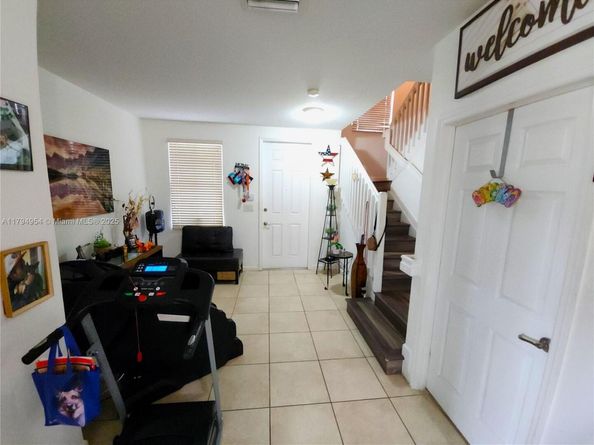 3064 SE 1st Dr 3, Homestead FL 33033