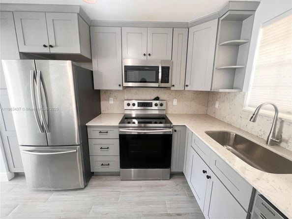 769 Jeffery St 2205, Boca Raton FL 33487