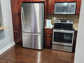 681 S Hollybrook Dr 110, Pembroke Pines FL 33025