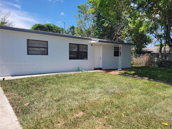 3381 NW 210th Ter, Miami Gardens FL 33056