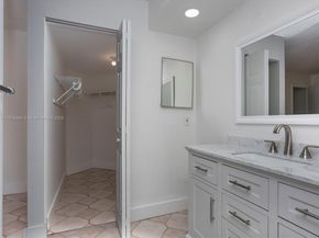 9761 SW 138th Ave HC1R, Miami FL 33186