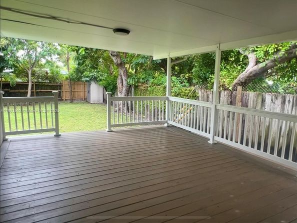 1154 Biarritz Dr, Miami Beach FL 33141