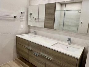 1154 Biarritz Dr, Miami Beach FL 33141