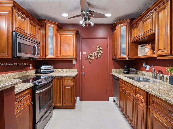 5900 NE 22nd Way 802, Fort Lauderdale FL 33308
