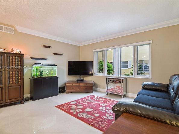5900 NE 22nd Way 802, Fort Lauderdale FL 33308