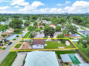 713 SW 6th Ave, Hallandale Beach FL 33009