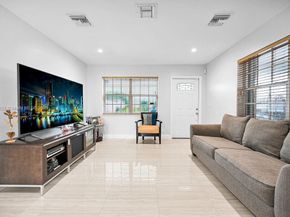 713 SW 6th Ave, Hallandale Beach FL 33009