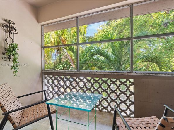 6580 Santona St A42, Coral Gables FL 33146
