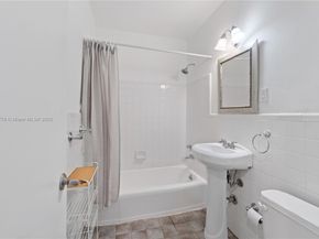 6580 Santona St A42, Coral Gables FL 33146