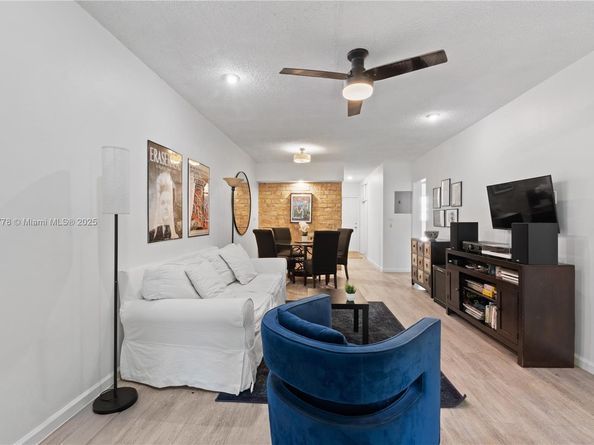 6580 Santona St A42, Coral Gables FL 33146