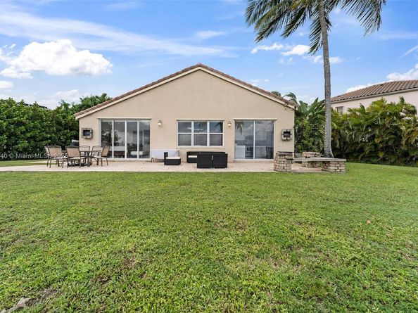 17018 SW 52nd Ct, Miramar FL 33027
