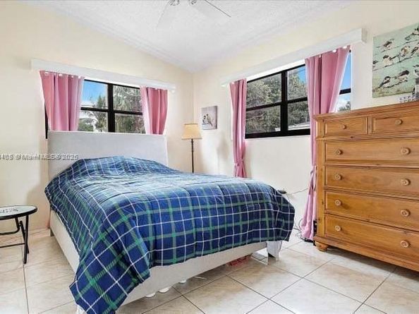 450 NE 175th St, North Miami Beach FL 33162