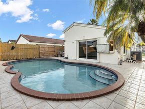 17403 SW 142nd Pl, Miami FL 33177