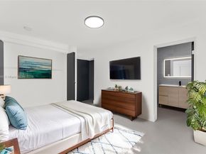 889 NW 102nd St, Miami FL 33150