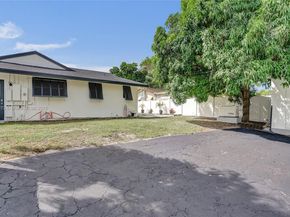 300 W Chaminade Dr, Hollywood FL 33021