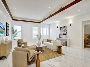 300 W Chaminade Dr, Hollywood FL 33021