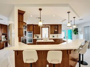 300 W Chaminade Dr, Hollywood FL 33021