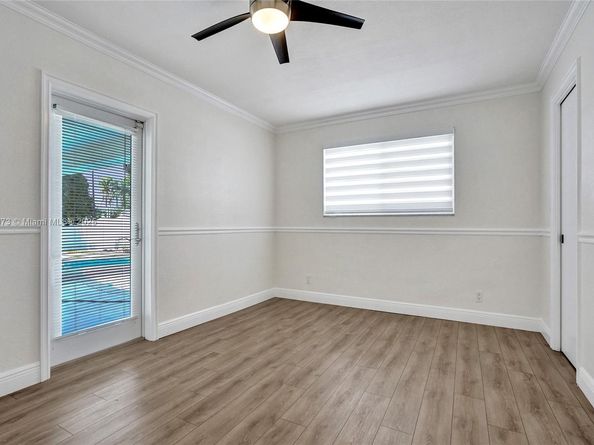 300 W Chaminade Dr, Hollywood FL 33021