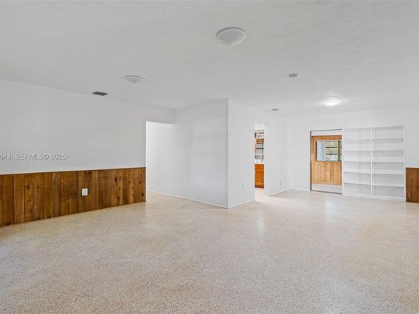 11550 SW 108th Ct, Miami FL 33176