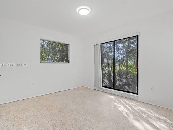 11550 SW 108th Ct, Miami FL 33176