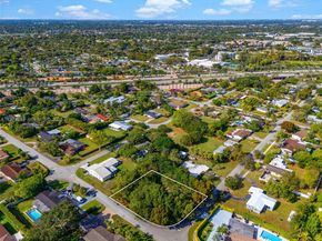 11550 SW 108th Ct, Miami FL 33176