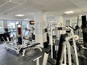 3140 S Ocean Dr 1105, Hallandale Beach FL 33009