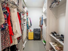 1100 Biscayne Blvd 3104, Miami FL 33132