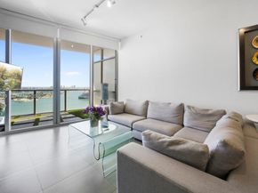 1100 Biscayne Blvd 3104, Miami FL 33132