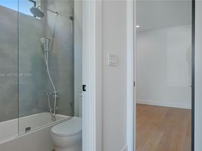 355 NW 50th St, Miami FL 33127