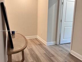 4342 Lago Dr, Pompano Beach FL 33064