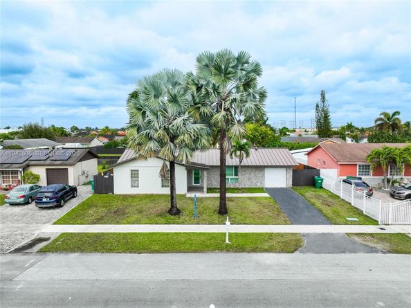 13251 SW 254th Ter, Homestead FL 33032