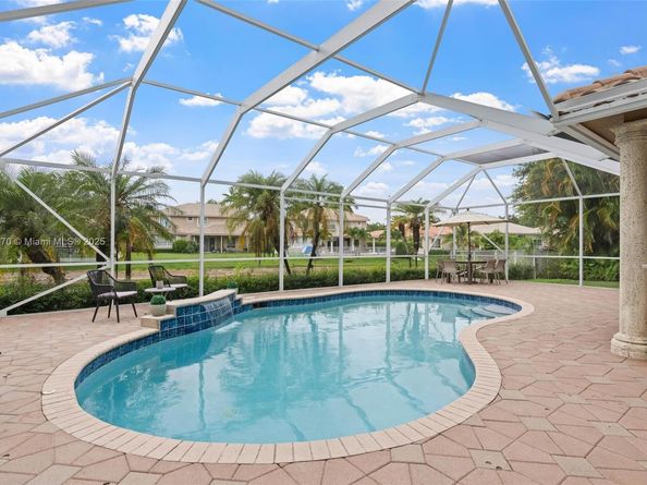 5920 NW 54th Cir, Coral Springs FL 33067