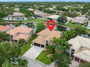 5920 NW 54th Cir, Coral Springs FL 33067