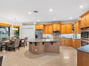 5920 NW 54th Cir, Coral Springs FL 33067
