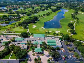 1499 Victoria Isle Dr, Weston FL 33327