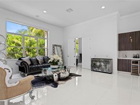 1499 Victoria Isle Dr, Weston FL 33327