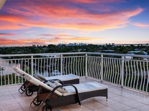 10140 W Bay Harbor Dr PH S, Bay Harbor Islands FL 33154