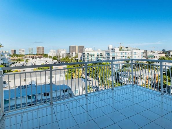 10140 W Bay Harbor Dr PH S, Bay Harbor Islands FL 33154