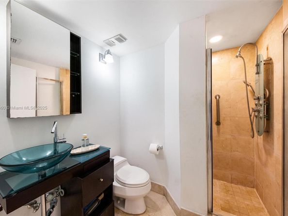 10140 W Bay Harbor Dr PH S, Bay Harbor Islands FL 33154