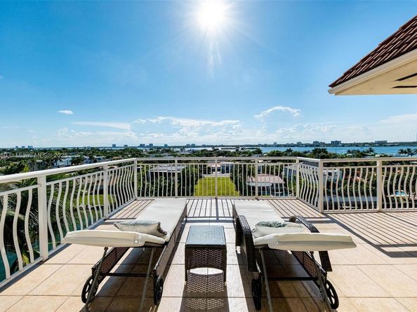 10140 W Bay Harbor Dr PH S, Bay Harbor Islands FL 33154