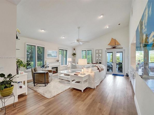 Undisclosed Address #A11914953, Fort Lauderdale FL 33301