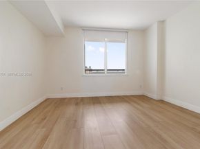 325 S Biscayne 1718, Miami FL 33131