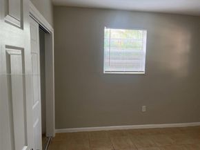7420 N Farragut St, Hollywood FL 33024