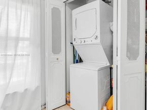 4550 NW 18th Ave 206, Deerfield Beach FL 33064