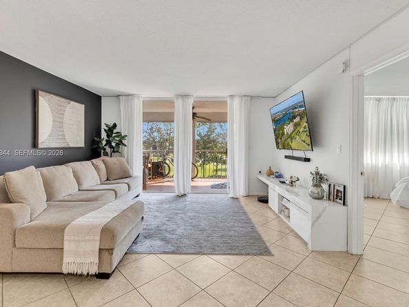 4550 NW 18th Ave 206, Deerfield Beach FL 33064