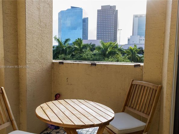 520 SE 5th Ave 3302, Fort Lauderdale FL 33301