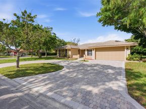 120 NW 84th Way, Coral Springs FL 33071