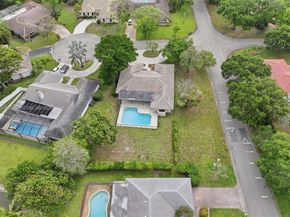 120 NW 84th Way, Coral Springs FL 33071