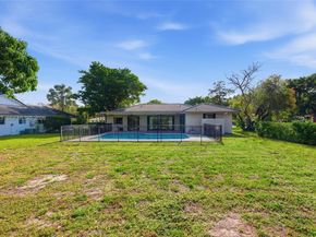 120 NW 84th Way, Coral Springs FL 33071